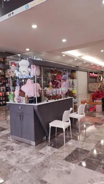 RENTA DE ISLA EN CENTRO COMERCIAL SANTA FE