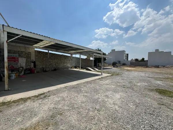 Terreno comercial 2365 mts2 sobre Blvd. Ramon G Bonfil