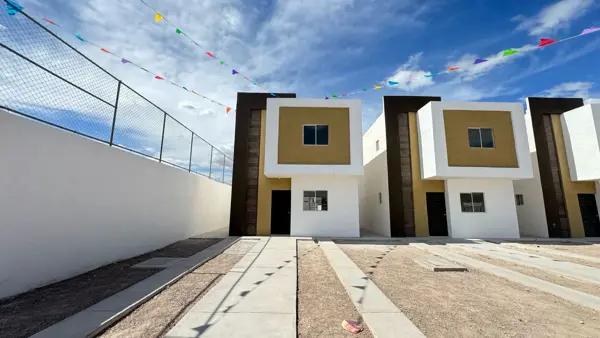Casa en Venta en Monterreal, Torreón con 3 Recámaras y Patio Casa en Venta en Monterreal, Torreón con 3 Recámaras y Patio