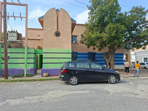 Edificio para oficina en remate