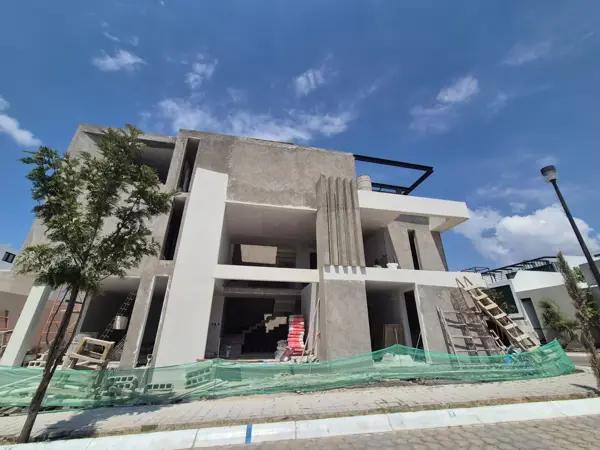 CASA EN PREVENTA EN PARQUE COLIMA, LOMAS DE ANGELÓPOLIS III.