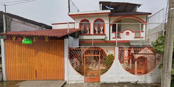Casa En Venta De Recuperación Bancaria En AV. LAZARO CARDENAS, REFORMA CENTRO CHIAPAS