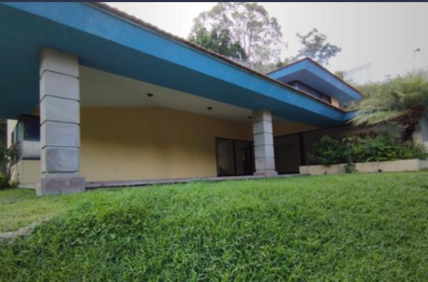 CASA DE ENTREGA INMEDIATA EN CALLE SABINO, CUERNAVACA, MORELOS