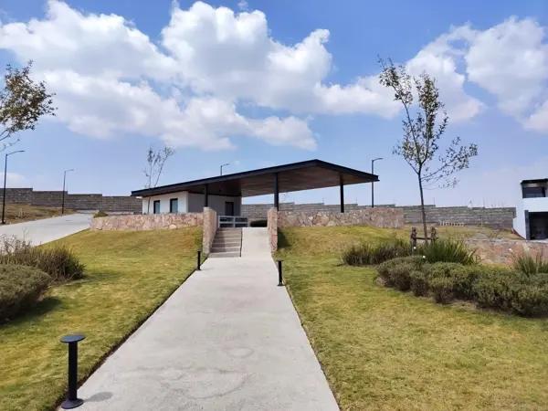 TERRENO EN VENTA EN FRACCIONAMIENTO DE HARAS DEL BOSQUE.