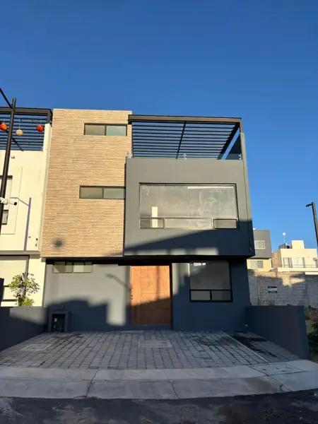 CASA EN RENTA EN EL CONDADO