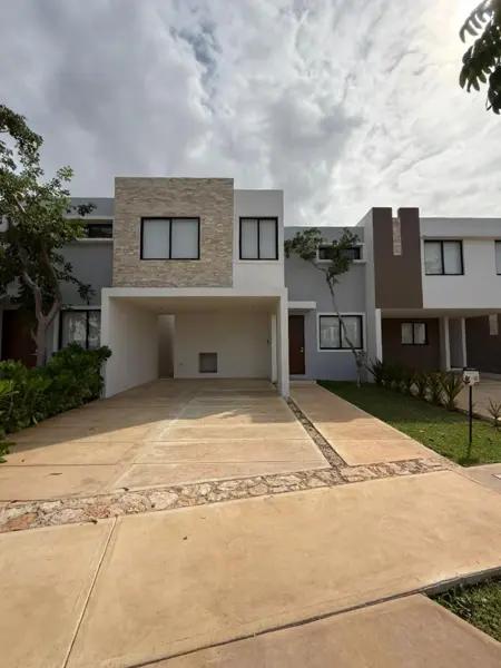 Casas Residenciales Zona Caucel Mod. D