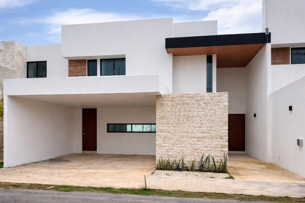 Casa nueva con piscina en venta en Cholul