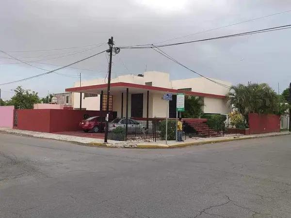 Casa en esquina en venta sobre circuito colonias, Miguel Alemán Casa en esquina en venta sobre circuito colonias, Miguel Alemán