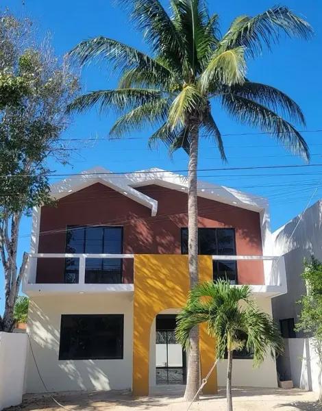 Casa de 4 Recámaras y Piscina a 150mts de la Playa en Chicxulub Puerto, Yucatán