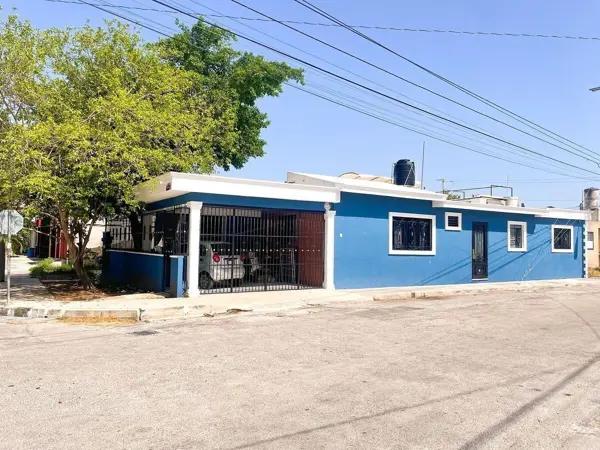 Casa de una planta con consultorio independiente en Chuburná de Hidalgo Casa de una planta con consultorio independiente en Chuburná de Hidalgo