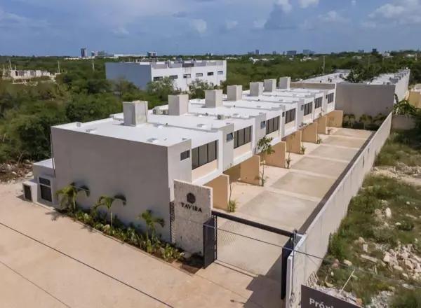 Venta de  townhouse en Temozón Norte equipado