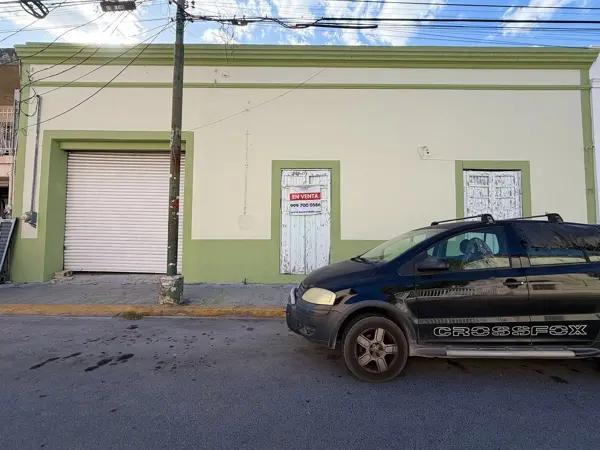 Casa para remodelar a una cuadra del Parque de San Juan Casa para remodelar a una cuadra del Parque de San Juan