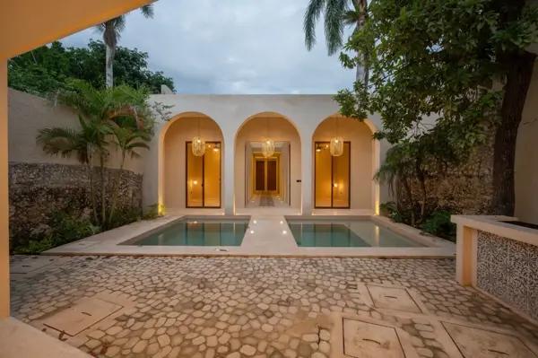 CASA EN VENTA DE 4 RECÁMARAS EN BARRIO DE SANTIAGO, MÉRIDA, YUC CASA EN VENTA DE 4 RECÁMARAS EN BARRIO DE SANTIAGO, MÉRIDA, YUC