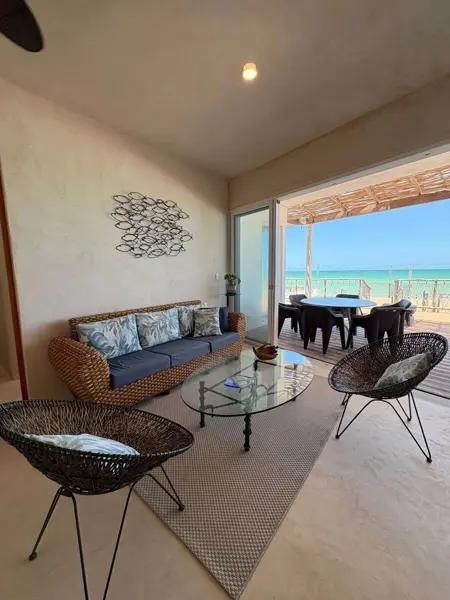 Casa en venta frente al mar en Sisal "Pueblo Mágico"