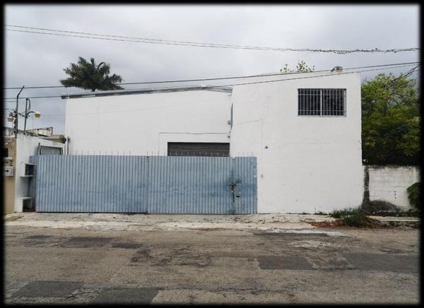 Bodega de 1192 m2 con anden, en venta, col. García Ginerés Bodega de 1192 m2 con anden, en venta, col. García Ginerés