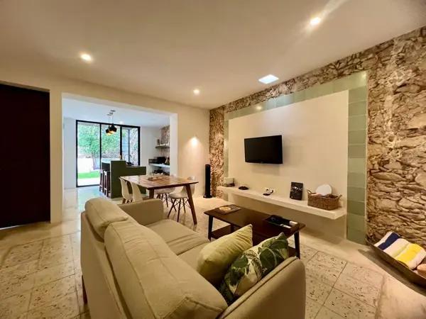CASA EN VENTA TOTALMENTE EQUIPADA CON ALBERCA, SAN SEBASTIAN CASA EN VENTA TOTALMENTE EQUIPADA CON ALBERCA, SAN SEBASTIAN