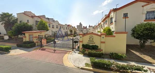 Casa En Venta En Villa Del Real, Ojo De Agua, Tecámac, EdoMex. Recuperación Bancaria. JX71