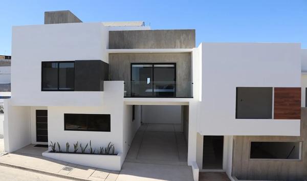 Casa en venta en Santa Fe, Tijuana, Baja California