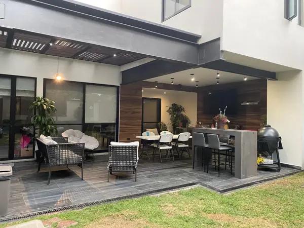 RESIDENCIA EN VENTA – REMODELADA Y LISTA PARA HABITAR LINDAVISTA NORTE