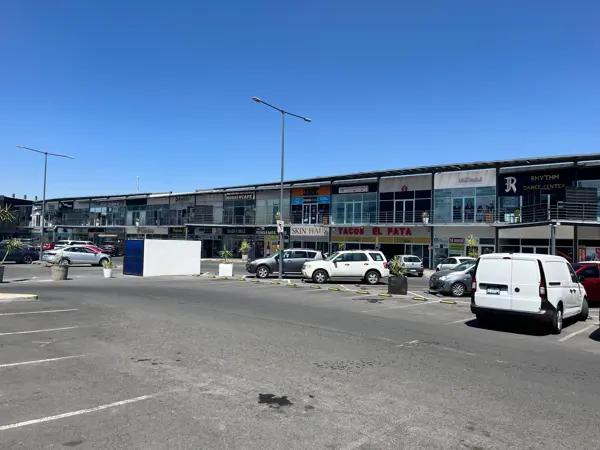 LOCAL EN RENTA EN PLAZA PASEO TERRANOVA – LISTO PARA OPERAR