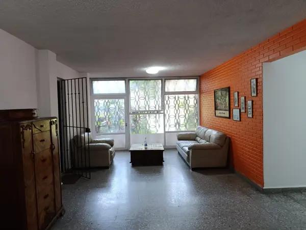 Departamento amueblado cerca de la Avenida Morelos Sur y de la glorieta del Niño Artillero.