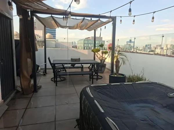 Penhouse en venta sobre Av Revolución estilo moderno