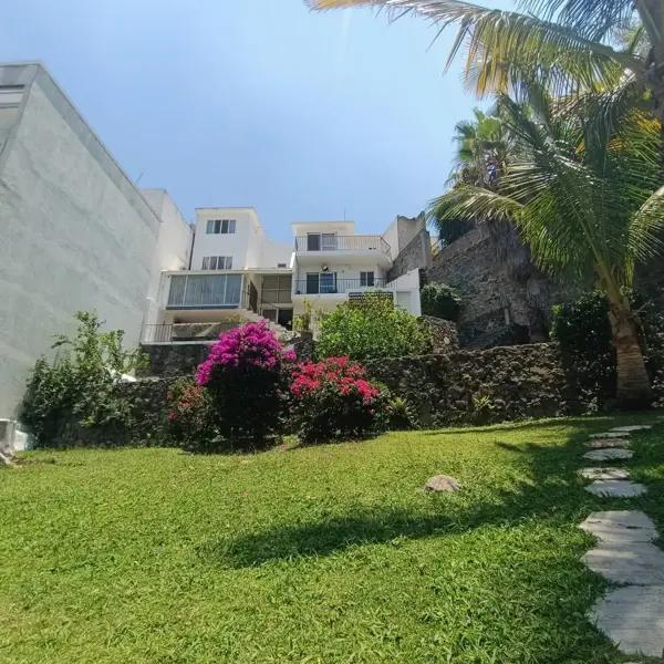 Casa en venta en Fraccionamiento La Palma, Lomas de Cortes, Cuernavaca, Morelos