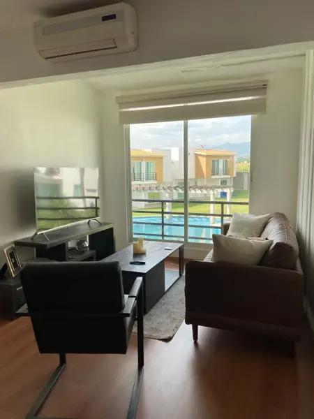 Precioso departamento Alberca comun buenos acabados