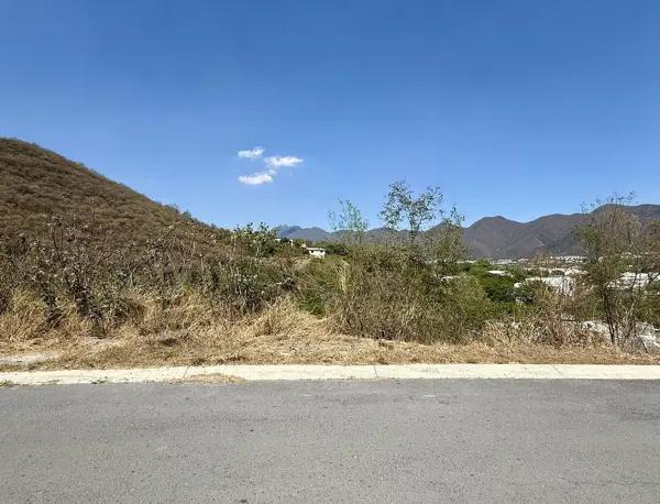 TERRENO EN VENTA CAROLCO SEGUNDO SECTOR, CARRETERA NACIONAL, MONTERREY TERRENO EN VENTA CAROLCO SEGUNDO SECTOR, CARRETERA NACIONAL, MONTERREY