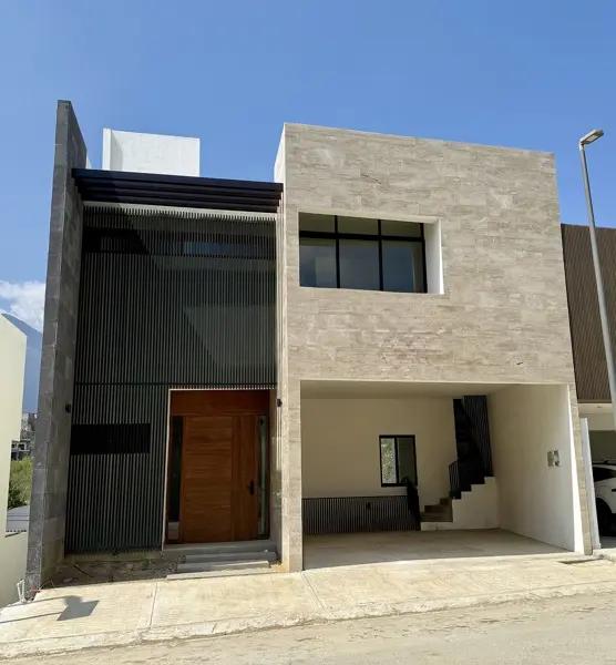 CASA EN VENTA MÍTICA RESIDENCIAL, CARRETERA NACIONAL