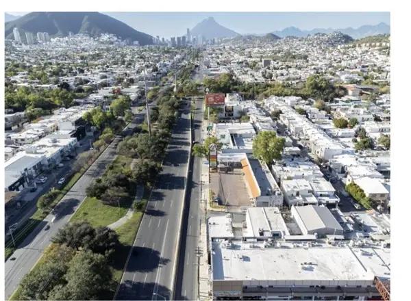 LOCAL COMERCIAL EN BRISAS