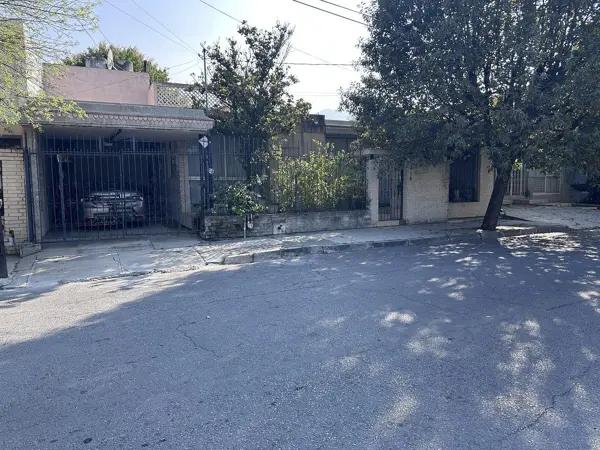 CASA EN VENTA  COL. ROMA
