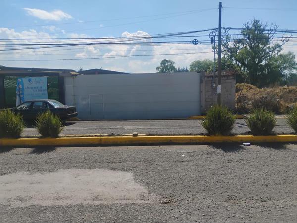 AMPLIO TERRENO COMERCIAL EN RENTA CARR. OCOYOACAC-SANTIAGO TIANGUISTENCO
