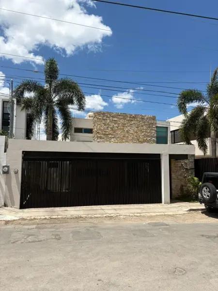 CASA EN VENTA LAS MARGARITAS CHOLUL