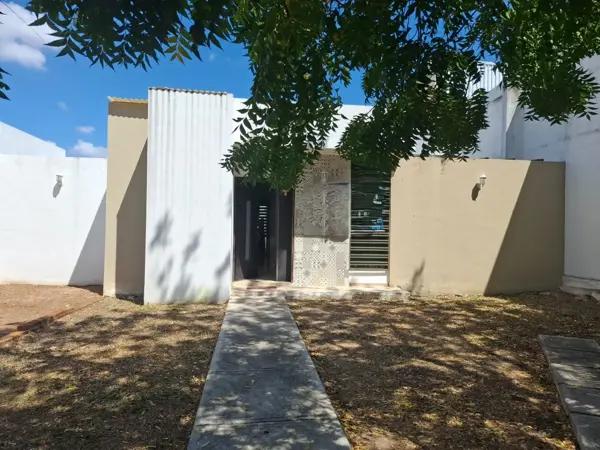 CASA EN VENTA – GRAN SANTA FE, CAUCEL CASA EN VENTA – GRAN SANTA FE, CAUCEL