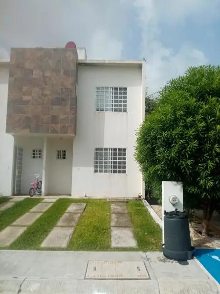 Casa en Renta, 3 Recámaras, AMUEBLADA, Jardines Sur 3, Polígono Sur, Cancún. Casa en Renta, 3 Recámaras, AMUEBLADA, Jardines Sur 3, Polígono Sur, Cancún.