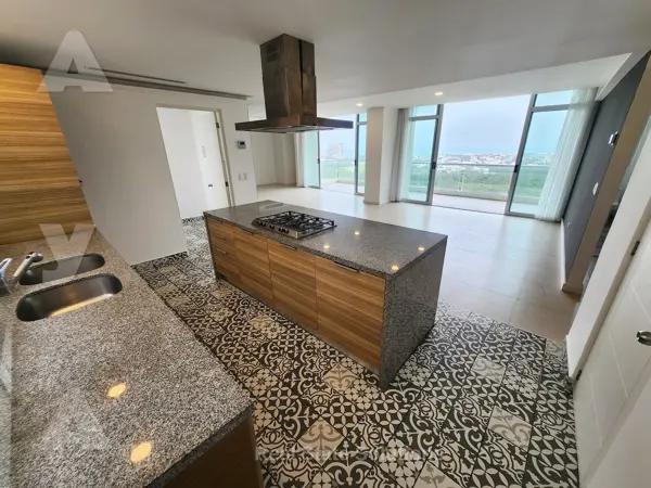 Departamento en Venta, 4 Recámaras, Vista al Mar, Campo Golf, Av Bonampak, Puerto Cancún Departamento en Venta, 4 Recámaras, Vista al Mar, Campo Golf, Av Bonampak, Puerto Cancún