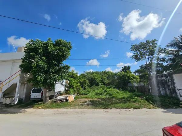 Terreno en Venta/Renta, de 1,000 m2, ESCRITURADO, Alfredo B Bonfil Cancún. Terreno en Venta/Renta, de 1,000 m2, ESCRITURADO, Alfredo B Bonfil Cancún.