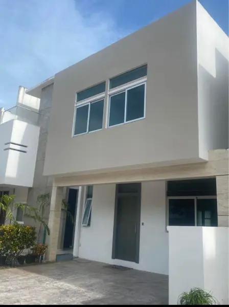 Casa en Renta 3 Recámaras, AMUEBLADA, Arbolada by Cumbres, Cancún