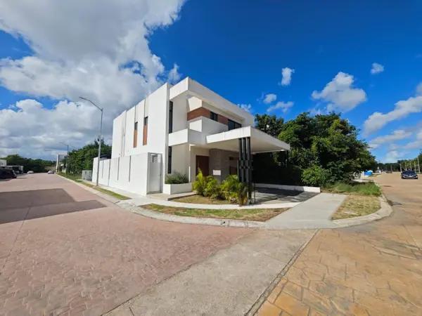 Casa en Venta, 4 Recámaras, Piscina, Río Residencial, by Cumbres, Cancún