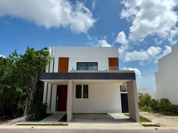 Casa en Venta/Renta, 3 Recamaras, Piscina, Vía Cumbres, Cancún. Casa en Venta/Renta, 3 Recamaras, Piscina, Vía Cumbres, Cancún.