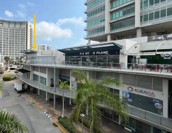 Local / Oficina en Renta en Plaza Solare, Av. Bonampak, Cancún Local / Oficina en Renta en Plaza Solare, Av. Bonampak, Cancún