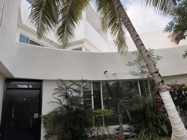 Casa en Renta, 5 Recámaras, Piscina, Av Ahuehetes, Cancún Casa en Renta, 5 Recámaras, Piscina, Av Ahuehetes, Cancún