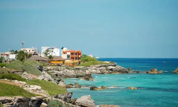 Casa en Venta, 7 Recámaras, Beach Front, Blvd Kukulcán, Zona Hotelera, Cancún