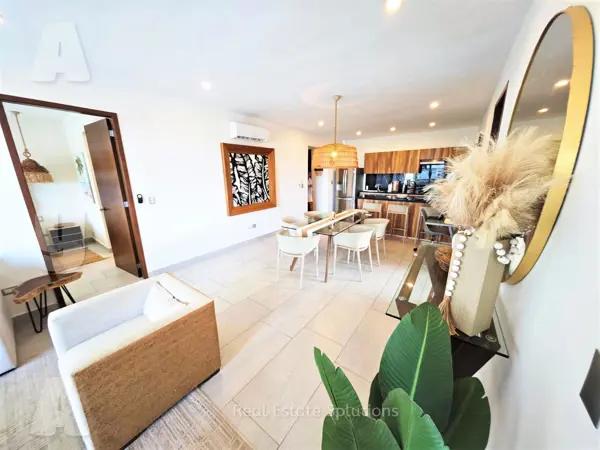 Departamento en Venta, 3 Recámaras,  AMUEBLADO, Av Prol La Luna, Cancún.