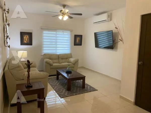 Casa en Renta, 3 Recámaras, AMUEBLADA, Catania, Cancún Sur.