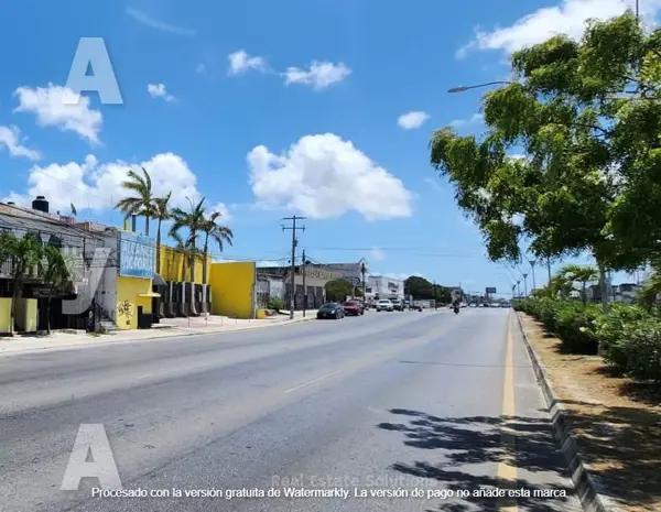 Edificio en Venta, 480 m2 de terreno, con frente a Av. Jose Lopez Portillo, SM 94, Cancun. Edificio en Venta, 480 m2 de terreno, con frente a Av. Jose Lopez Portillo, SM 94, Cancun.