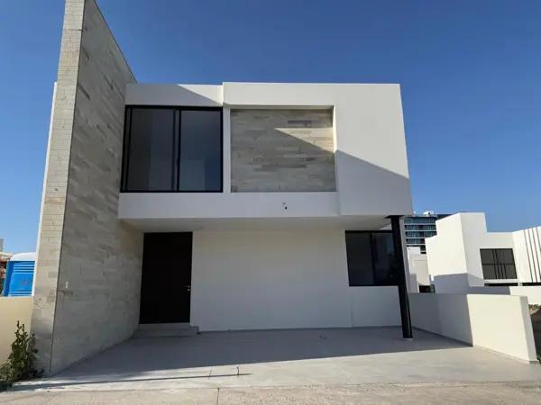 Casa en Venta en St. Angelo Al Norponiente de Aguascalientes (LH)