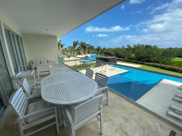 Departamento en Venta piso bajo en Sky, Puerto Cancun