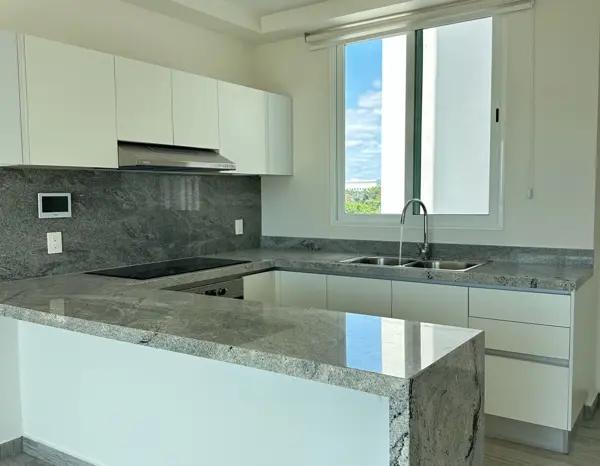 Departamento en Renta 3 Recámaras, Torre M, Av. Bonampak, Cancún